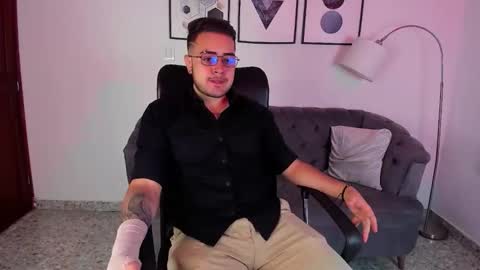 ethan_greacee online show from February 2026 11:53:02 AM