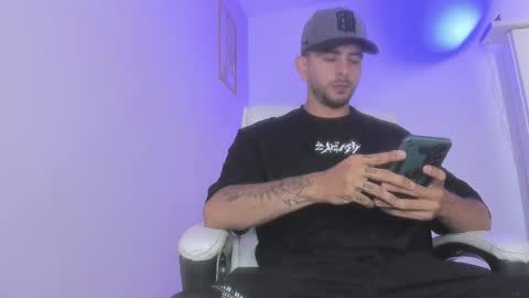 Ethan Muller online show from January 2025 06:21:01 PM