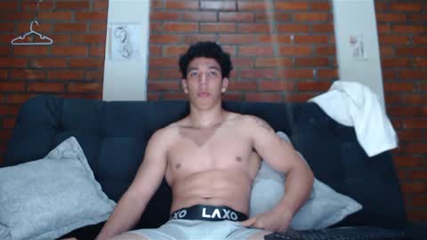 Snapshot of ethan_noir chatting on December 2024 05:23:02 AM Ethan Noir online show from December 2024 05:23:02 AM