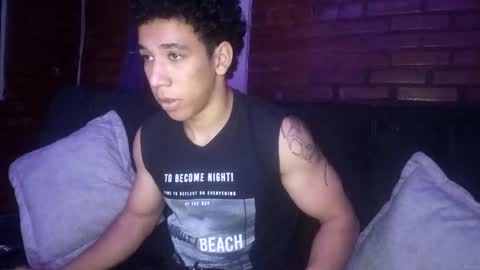 Snapshot of ethan_noir chatting on January 2025 11:01:02 PM Ethan Noir online show from January 2025 11:01:02 PM