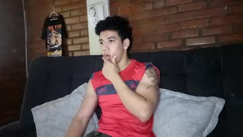 Snapshot of ethan_noir chatting on January 2025 08:07:02 PM Ethan Noir online show from January 2025 08:07:02 PM