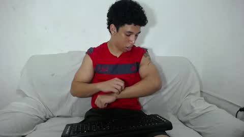 Snapshot of ethan_noir chatting on February 2025 08:14:02 PM Ethan Noir online show from February 2025 08:14:02 PM