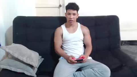 Snapshot of ethan_noir chatting on September 2025 04:40:02 PM Ethan Noir online show from September 2025 04:40:02 PM