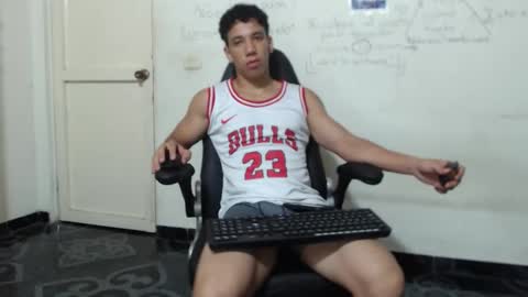 Ethan Noir online show from February 2026 08:46:02 AM