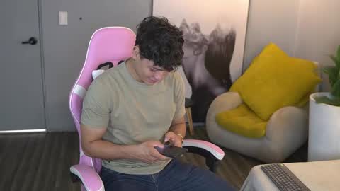 Snapshot of ethan_occonor chatting on September 2025 04:17:01 PM ethan_occonor online show from September 2025 04:17:01 PM