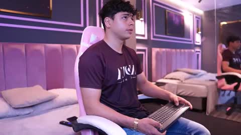 Snapshot of ethan_occonor chatting on September 2025 11:01:01 AM ethan_occonor online show from September 2025 11:01:01 AM