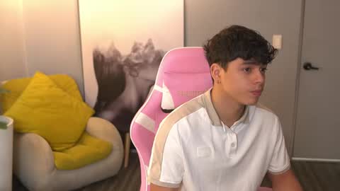 Snapshot of ethan_occonor chatting on September 2025 01:02:01 PM ethan_occonor online show from September 2025 01:02:01 PM