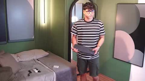 Snapshot of ethan_occonor chatting on October 2025 12:55:02 PM ethan_occonor online show from October 2025 12:55:02 PM