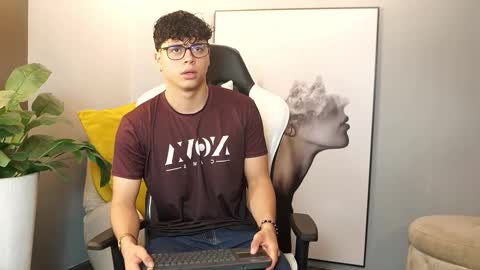 Snapshot of ethan_occonor chatting on October 2025 12:35:01 PM ethan_occonor online show from October 2025 12:35:01 PM