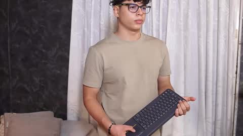 Snapshot of ethan_occonor chatting on October 2025 12:47:01 AM ethan_occonor online show from October 2025 12:47:01 AM