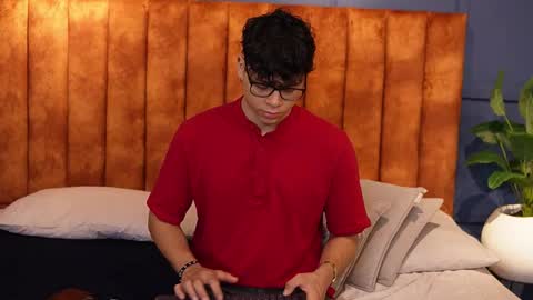 Snapshot of ethan_occonor chatting on October 2025 01:14:01 PM ethan_occonor online show from October 2025 01:14:01 PM