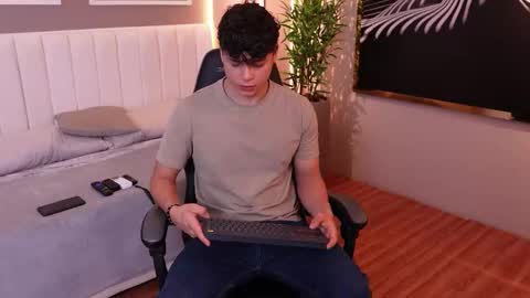 Snapshot of ethan_occonor chatting on October 2025 01:03:01 AM ethan_occonor online show from October 2025 01:03:01 AM