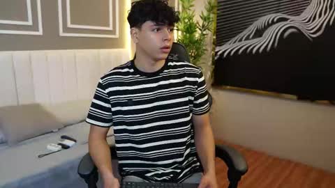 Snapshot of ethan_occonor chatting on November 2025 01:21:02 PM ethan_occonor online show from November 2025 01:21:02 PM