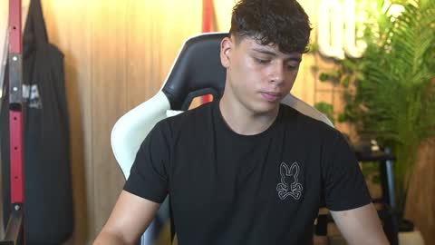 Snapshot of ethan_occonor chatting on November 2025 12:43:02 AM ethan_occonor online show from November 2025 12:43:02 AM