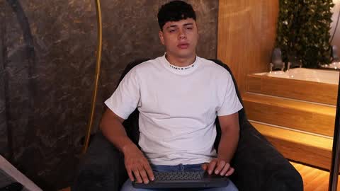 Snapshot of ethan_occonor chatting on April 2026 01:34:01 PM ethan_occonor online show from April 2026 01:34:01 PM