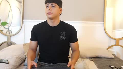 Snapshot of ethan_occonor chatting on April 2026 05:40:01 PM ethan_occonor online show from April 2026 05:40:01 PM