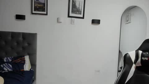 ethan_smitth1 online show from January 2025 06:42:01 AM
