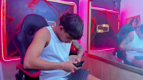 Ethan online show from October 2025 05:00:02 AM