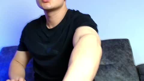 ethanconnor_ online show from November 2025 09:04:01 PM