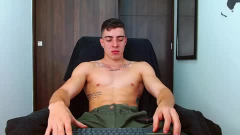 ethangreey1 online show from February 2025 04:01:02 PM