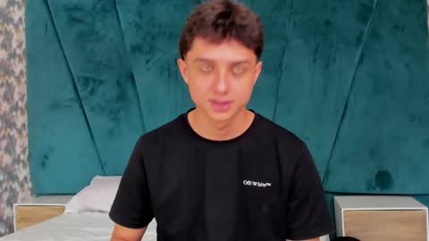 ethanlowell online show from February 2025 09:09:01 PM