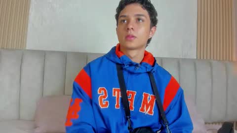 ethanlowell online show from February 2026 03:49:01 AM