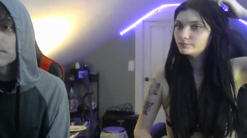 Snapshot of ethanvsvioletxxx chatting on January 2026 02:43:02 PM ethanvsvioletxxx online show from January 2026 02:43:02 PM