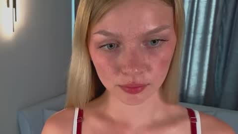 Snapshot of ethel_butler chatting on August 2026 02:33:01 PM Christie online show from August 2026 02:33:01 PM