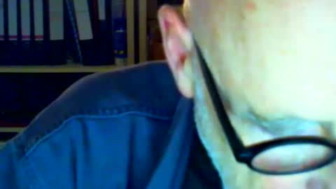 Snapshot of etonne chatting on December 2024 03:22:01 PM etonne online show from December 2024 03:22:01 PM