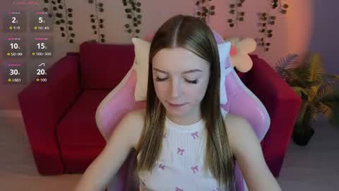 Snapshot of eva__thompson chatting on June 2026 12:53:02 AM Eva online show from June 2026 12:53:02 AM