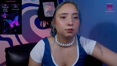 Iris Smile  independent model online show from October 2025 12:06:01 AM