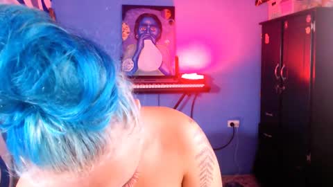 Iris Smile  independent model online show from May 2026 04:26:01 PM
