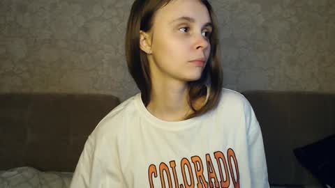 Snapshot of eva_calvin chatting on December 2024 04:20:02 PM Eva Calvin online show from December 2024 04:20:02 PM