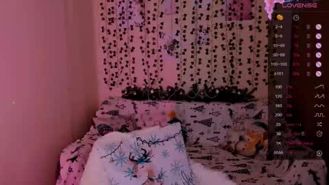 Snapshot of eva_greys chatting on January 2026 02:14:01 AM Eva online show from January 2026 02:14:01 AM