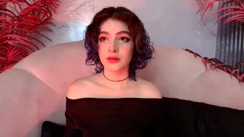 Snapshot of eva_halsey chatting on October 2025 07:56:02 PM E V A online show from October 2025 07:56:02 PM