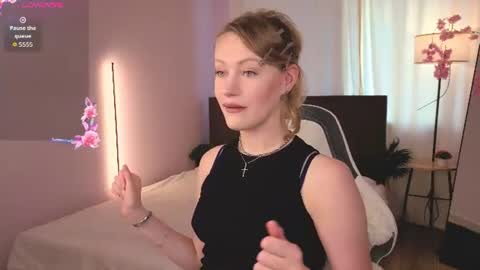 eva hamilton online show from July 2026 11:56:01 PM