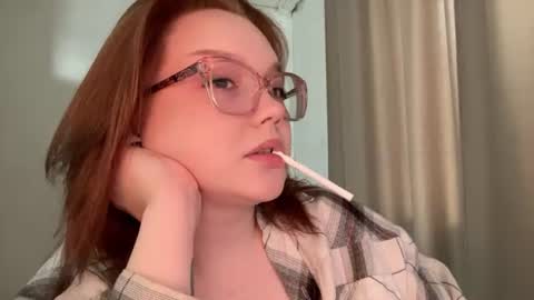 Snapshot of eva_kittenn chatting on June 2026 12:22:01 PM eva_kittenn online show from June 2026 12:22:01 PM
