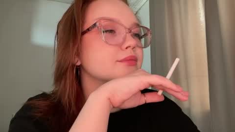 Snapshot of eva_kittenn chatting on July 2026 03:35:02 AM eva_kittenn online show from July 2026 03:35:02 AM