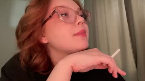 Snapshot of eva_kittenn chatting on July 2026 02:43:01 PM eva_kittenn online show from July 2026 02:43:01 PM