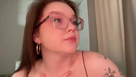 Snapshot of eva_kittenn chatting on July 2026 09:07:01 AM eva_kittenn online show from July 2026 09:07:01 AM