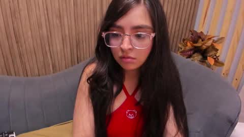 Snapshot of eva_macalliter chatting on January 2025 06:34:01 AM Angelinne online show from January 2025 06:34:01 AM