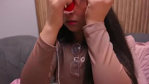 Snapshot of eva_macalliter chatting on January 2025 03:11:02 AM Angelinne online show from January 2025 03:11:02 AM