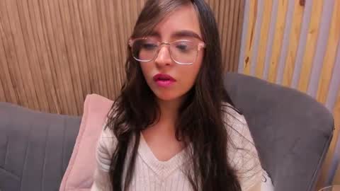 Snapshot of eva_macalliter chatting on February 2025 03:01:01 AM Angelinne online show from February 2025 03:01:01 AM