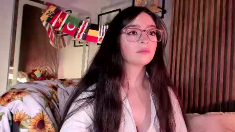 Angelinne online show from July 2026 03:52:01 AM