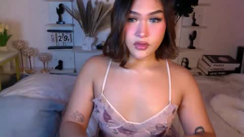 Queen Eva Mazikeen online show from October 2025 06:42:01 PM