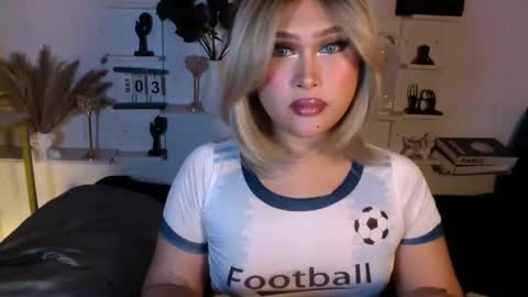 Queen Eva Mazikeen online show from May 2026 08:04:02 PM