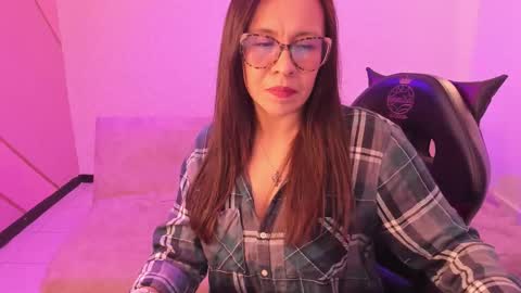 Snapshot of eva_mermaid chatting on October 2025 02:14:02 PM Eva online show from October 2025 02:14:02 PM