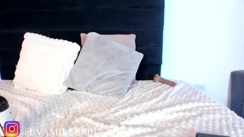 Eva online show from November 2025 02:07:01 PM