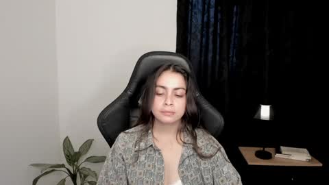 Snapshot of eva_monn chatting on January 2025 10:31:01 PM eva_monn online show from January 2025 10:31:01 PM