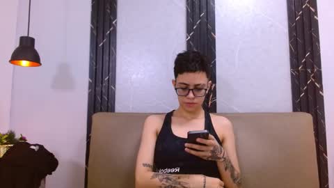 Snapshot of eva_monwalker chatting on November 2025 12:05:02 PM Eva cute online show from November 2025 12:05:02 PM